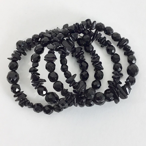 Vintage Coil Bracelet. ⭐️HOSTESS PICK⭐️ - Picture 3 of 5